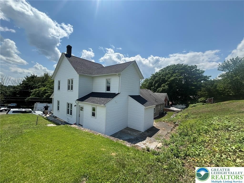 573 Fairview Avenue – photo 4