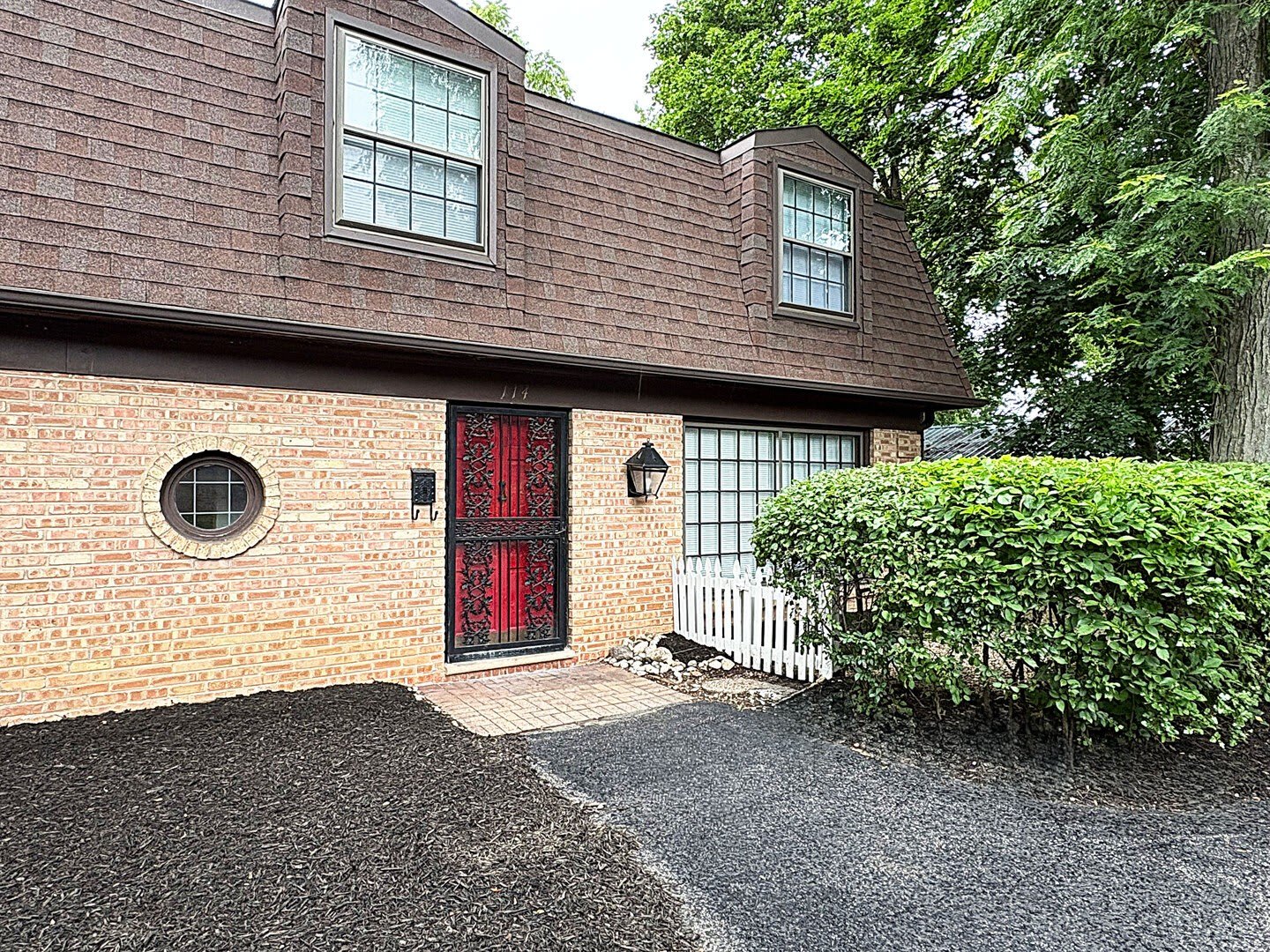 114 Hillside Avenue – photo 2
