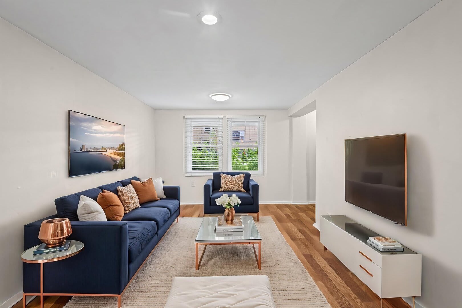 2710 W Fletcher Street – photo 2