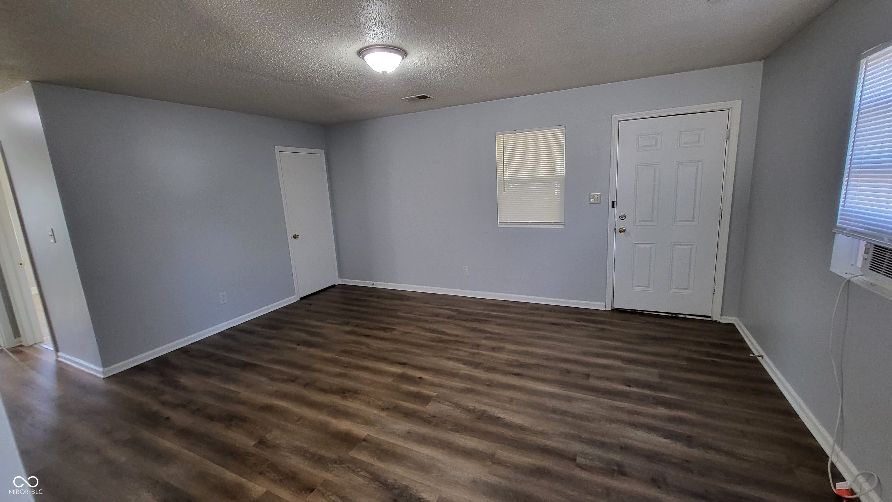 6149 Commodore Drive – photo 3