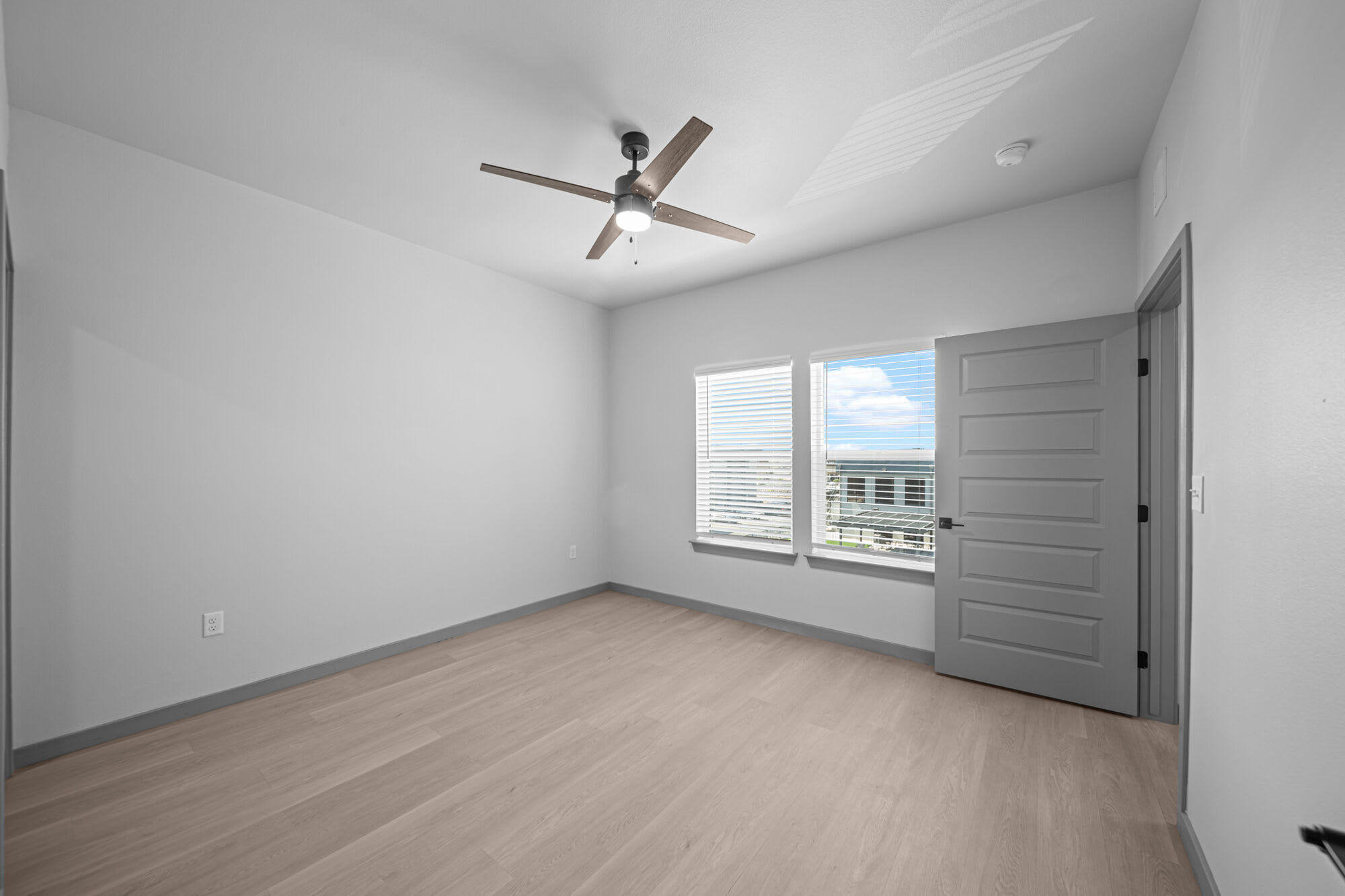 3119 Frutas Avenue – photo 2