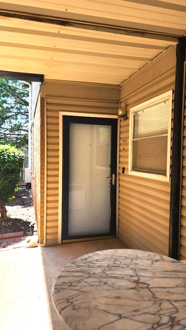 Super Cute Condo in the Ashbriar Village Condo close to Lake Hefner – photo 4