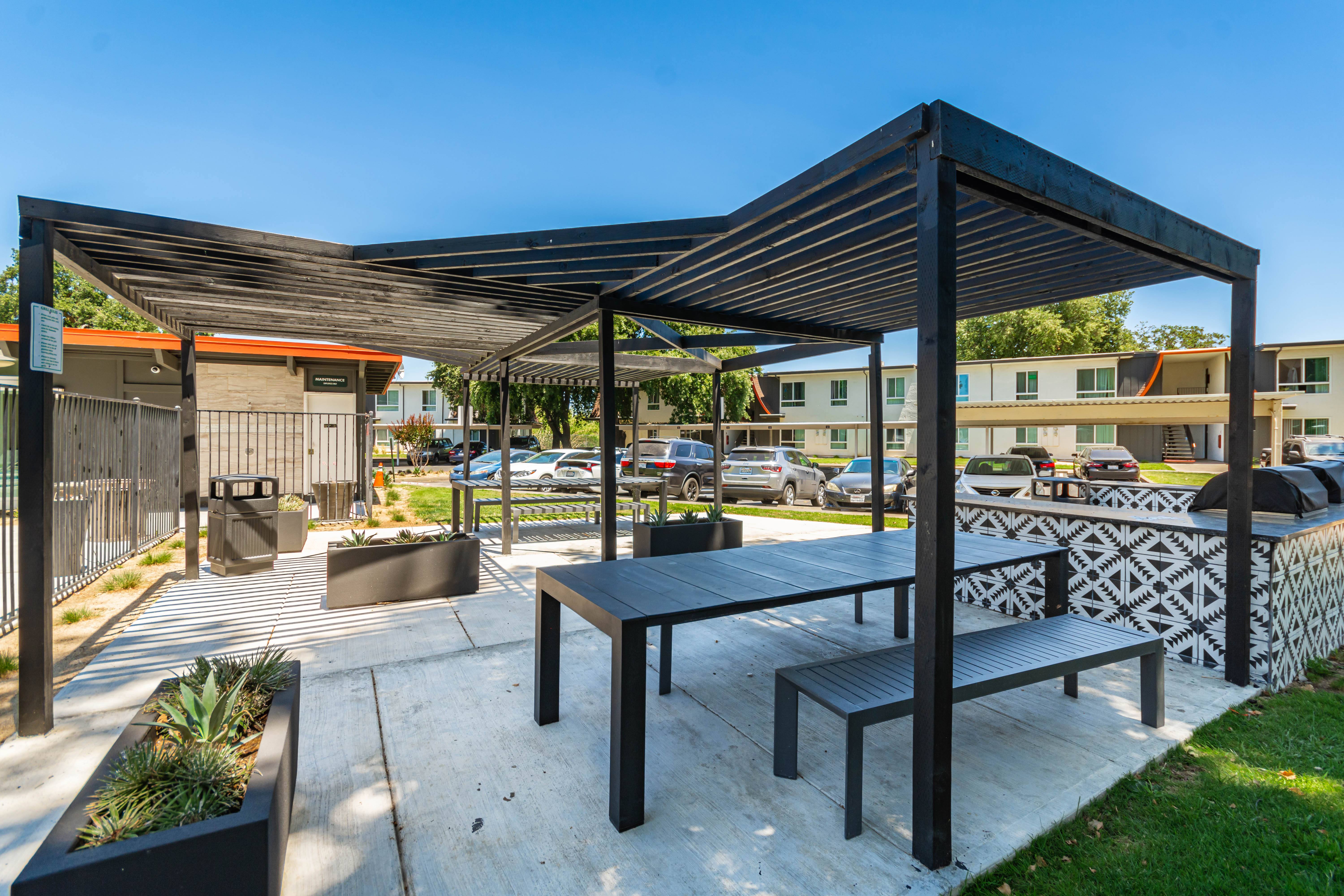 Grayson Apartments – photo 4