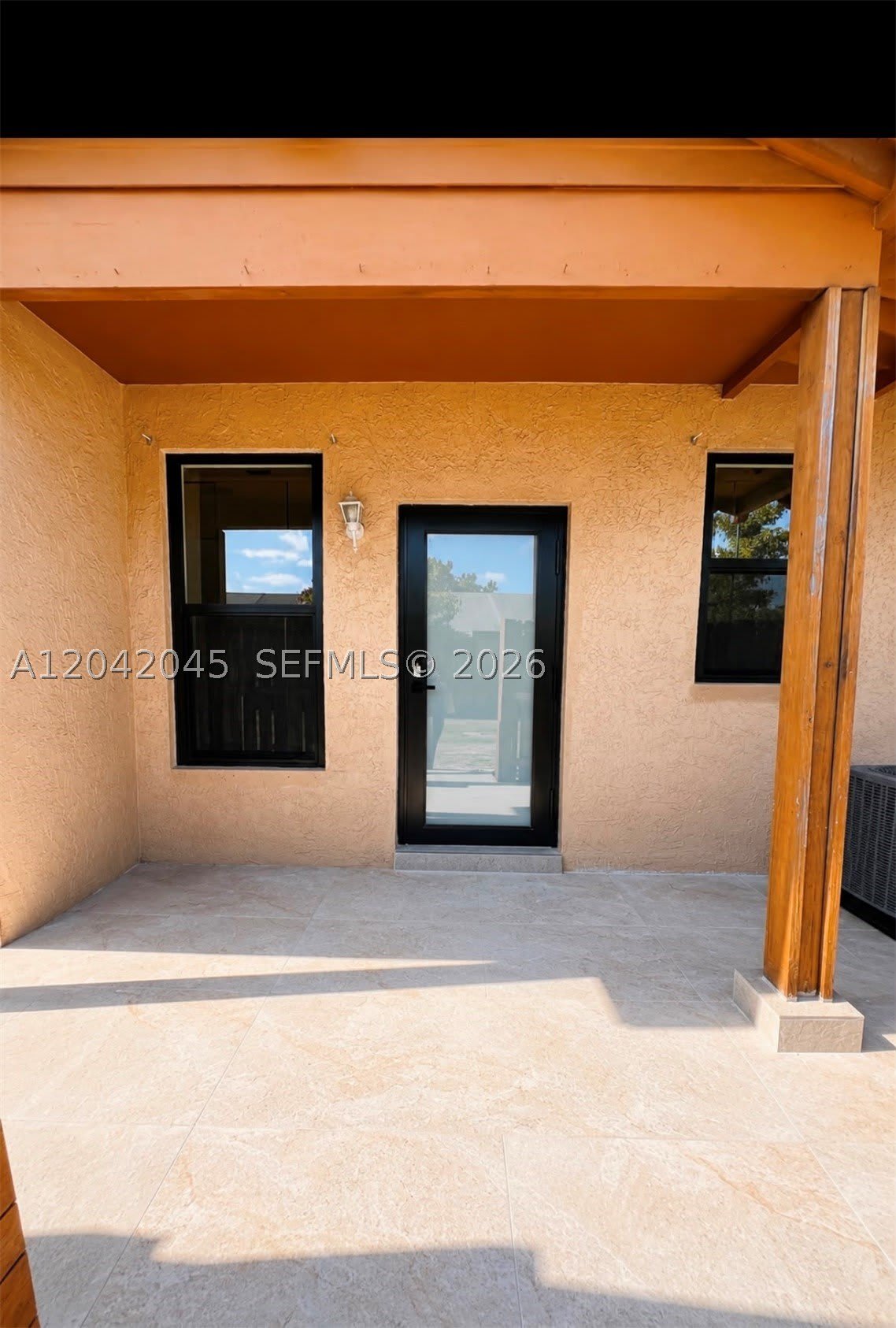 6780 NW 186th Ter – photo 2