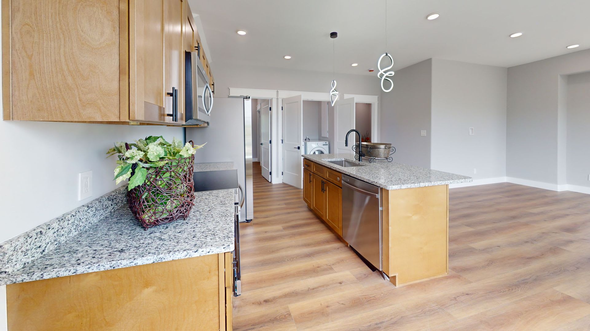 5BR/5BA Fort Sanders Townhome – photo 2