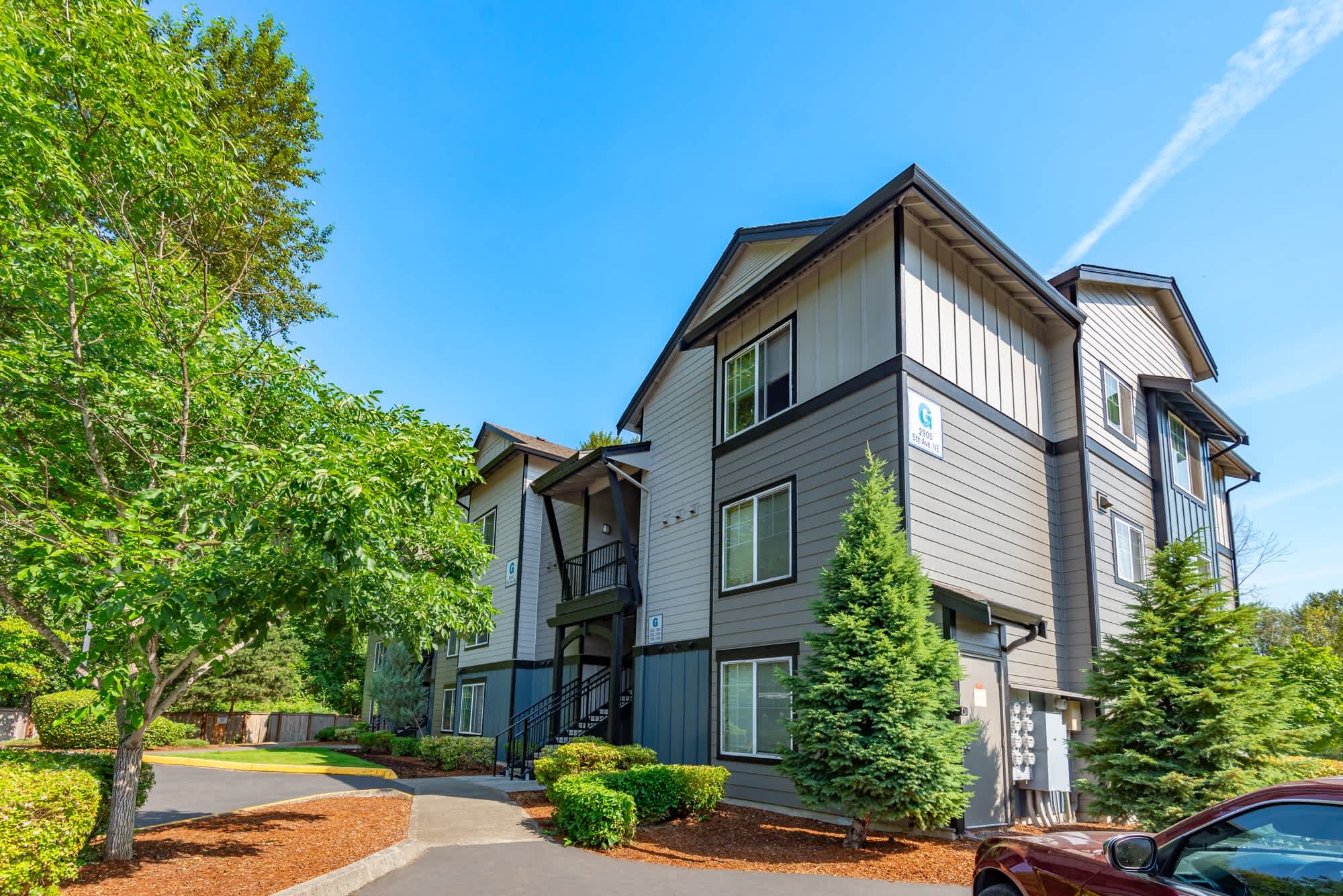 Riverside Park Apartments – photo 4