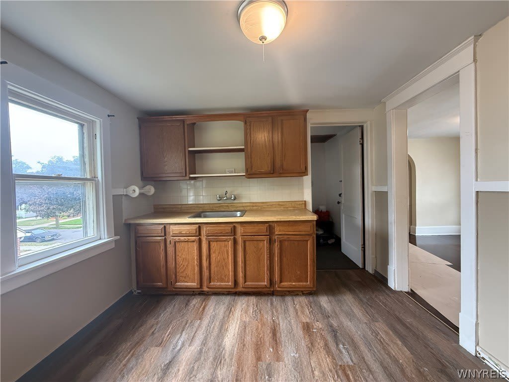 63 Wright Avenue – photo 3