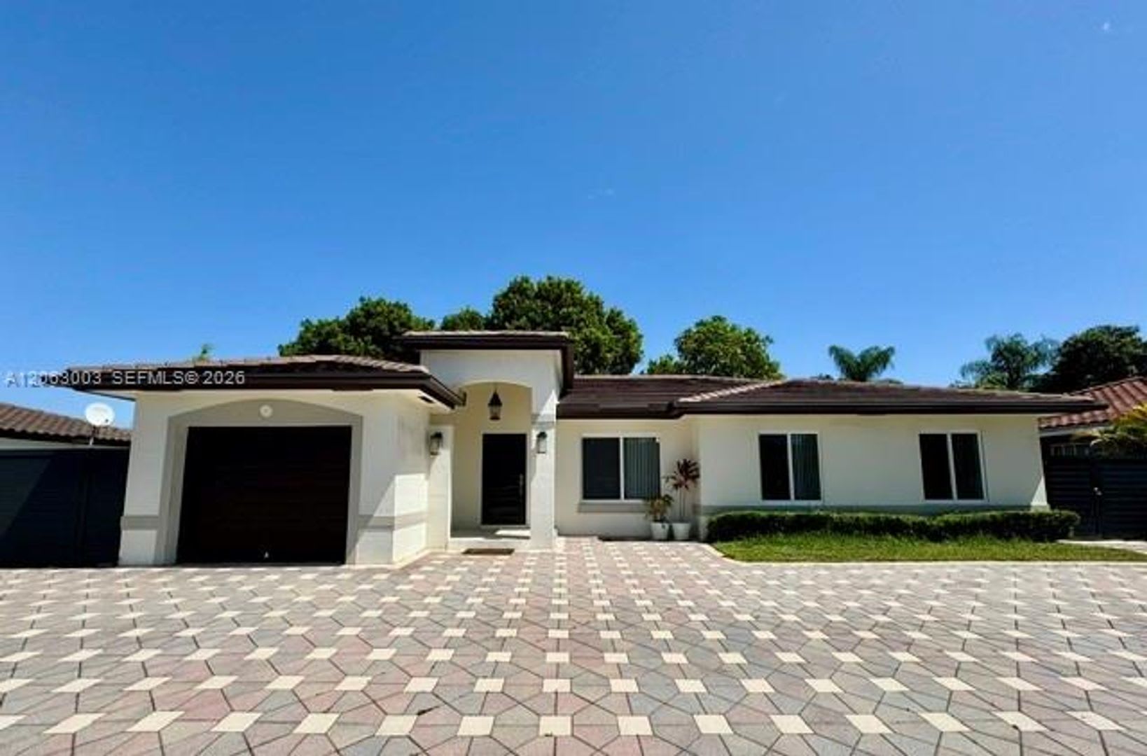 9845 Nw 25Th Ter 9845 Doral Fl 33172 – photo 3