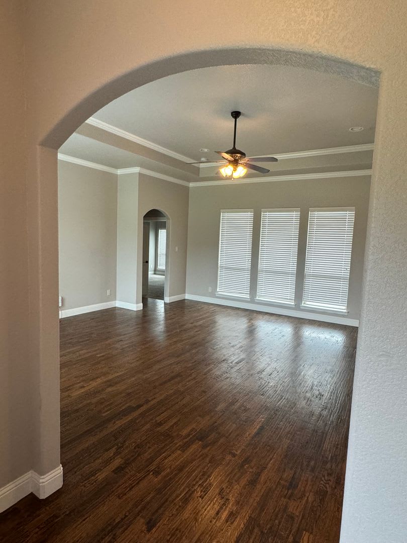 COMING SOON!!! 3/2/2 Upscale with Spa‑Style Primary Suite, Water Included – photo 3