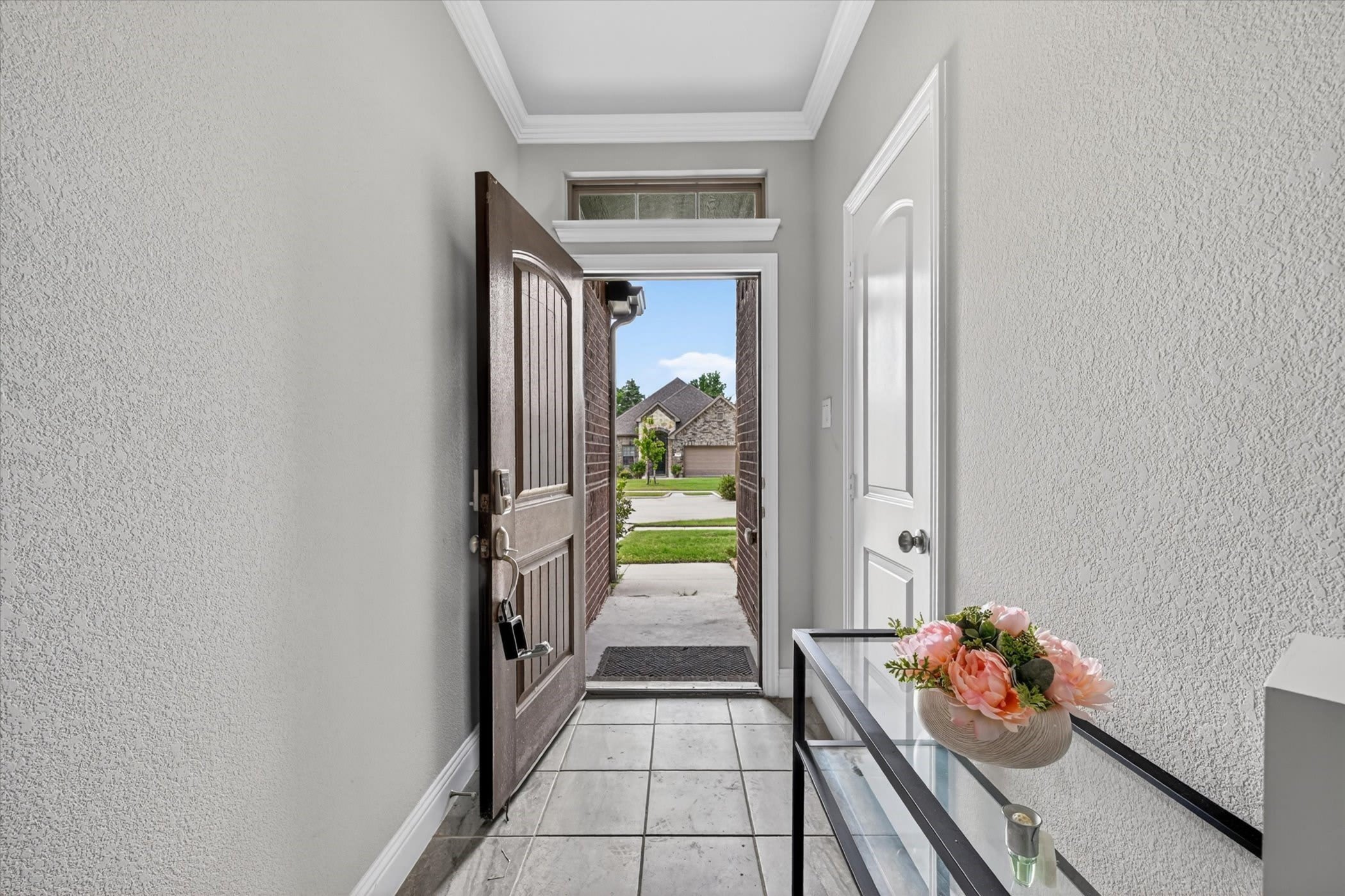 7815 Cottonwood Drive – photo 3