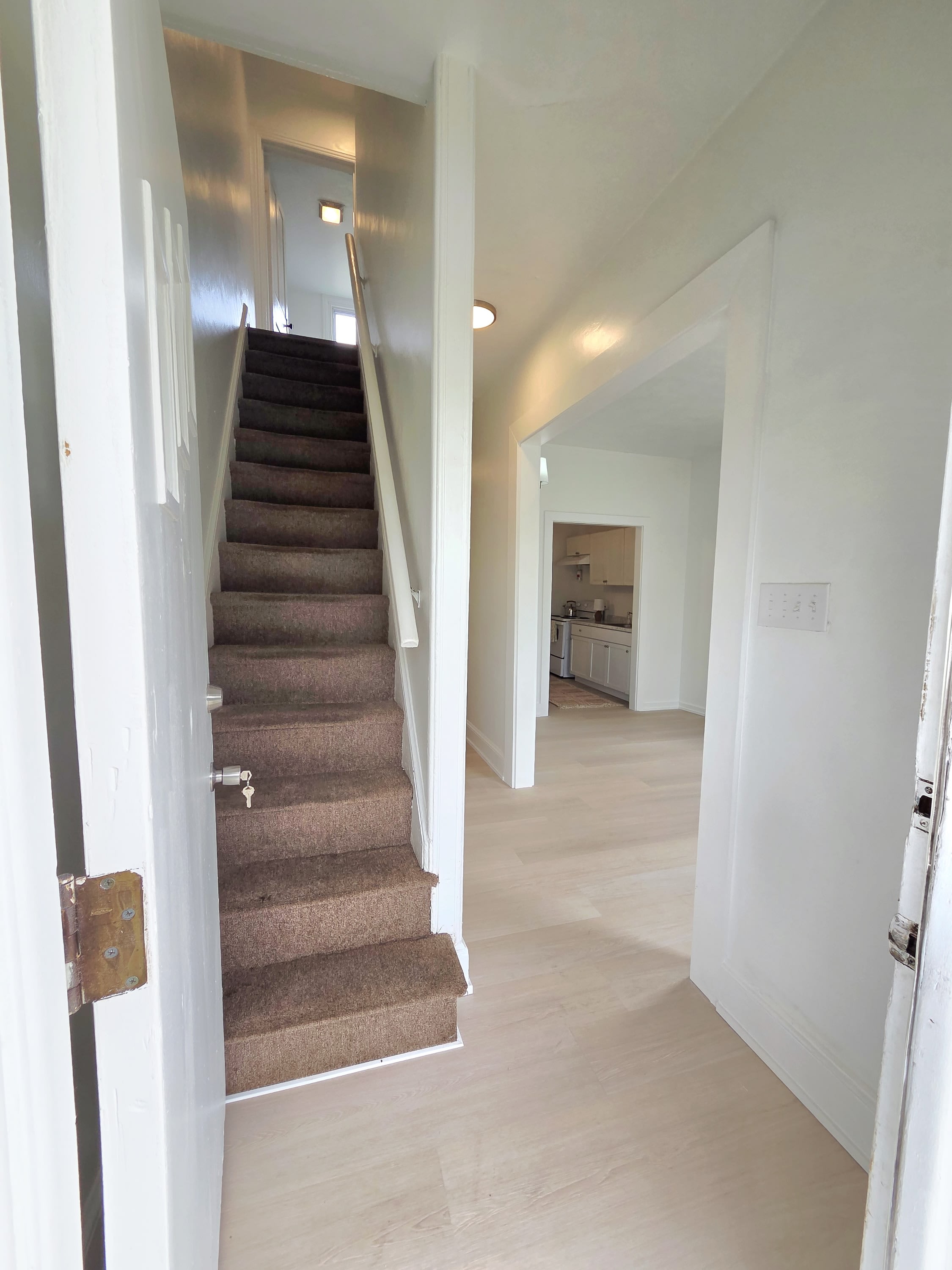 419 Chase Street 2 – photo 3