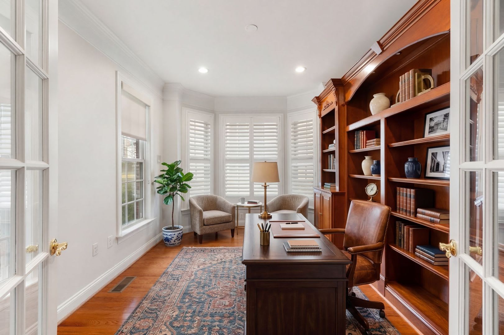 Stunning 4 level detached home close to the Mosaic District in Fairfax! – photo 5