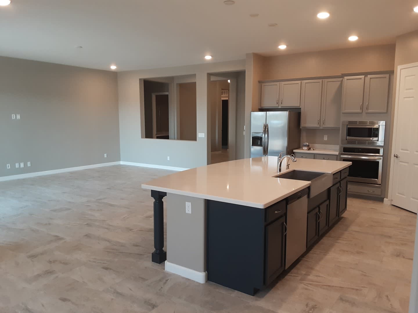 5Bdrm/ 3.5 bath in Saguaro Bloom, near Twin Peaks & Silverbell – photo 3
