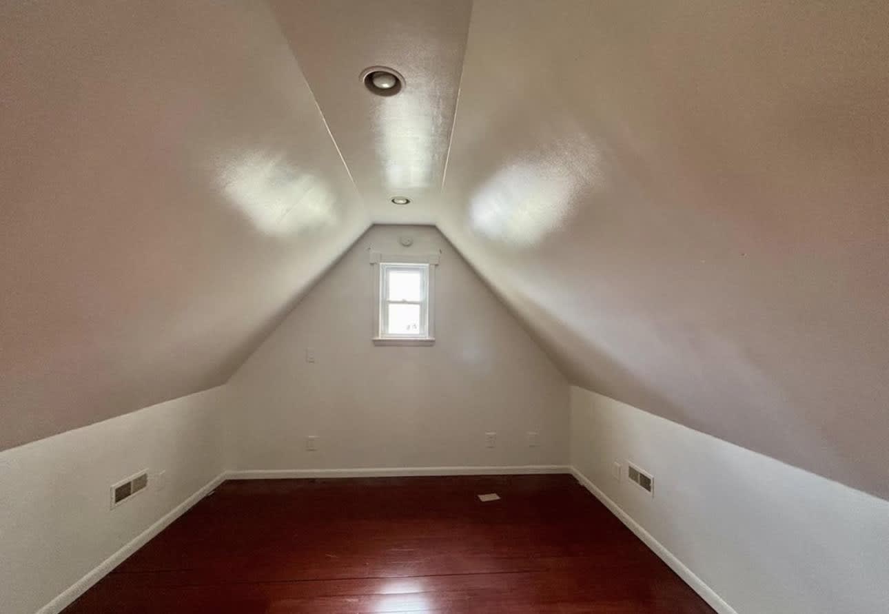 802 Wright Avenue – photo 5
