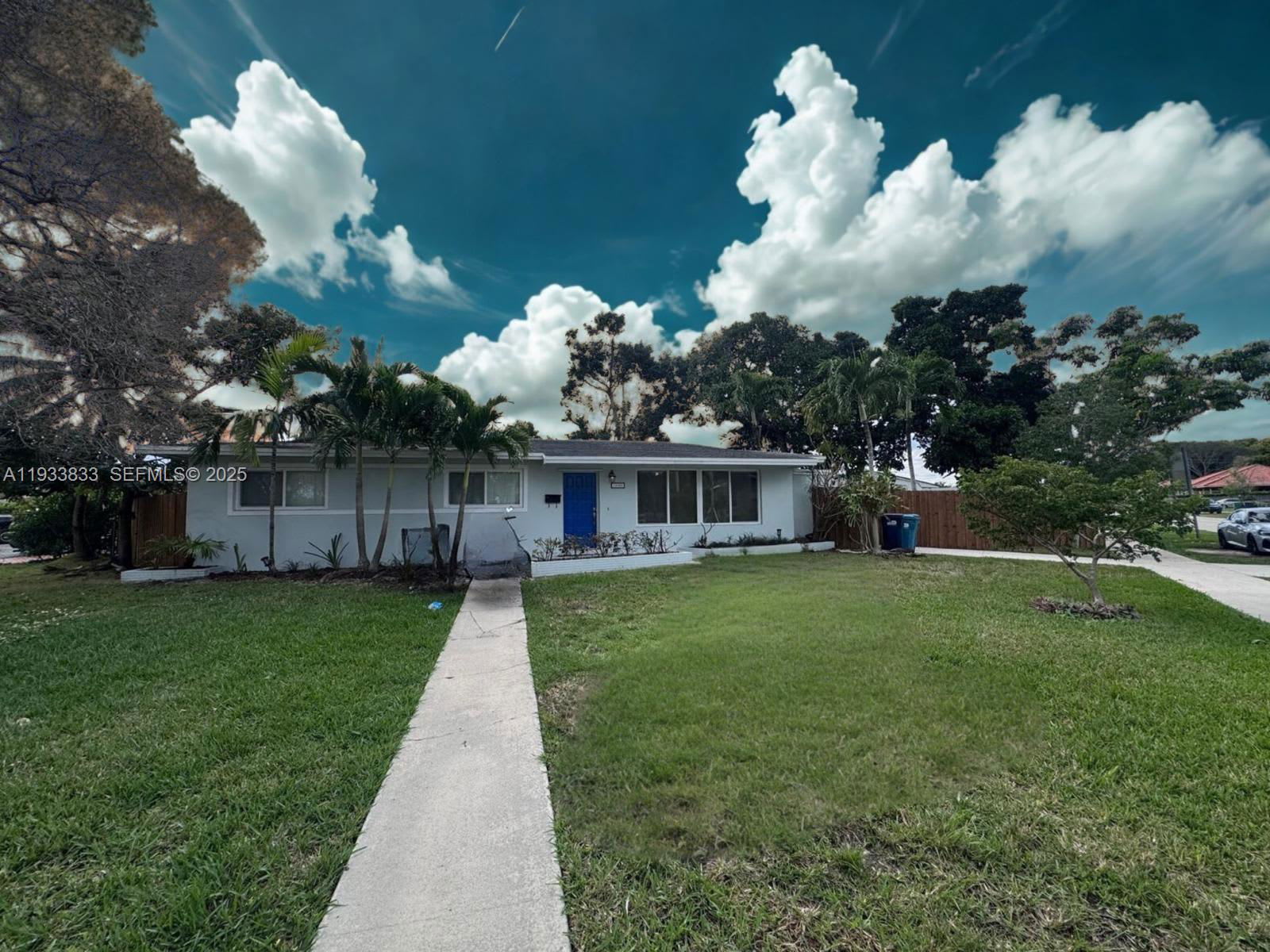 18600 Southwest 97th Avenue – photo 2