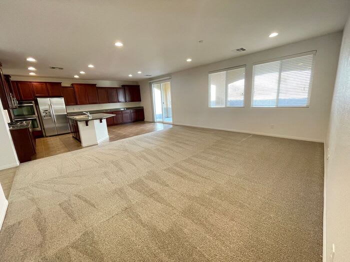 12056 La Palmera Avenue – photo 2