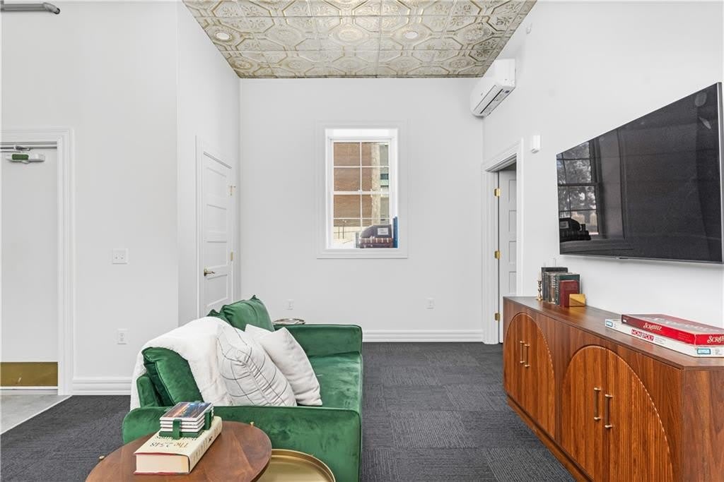 905 N Main Street – photo 2