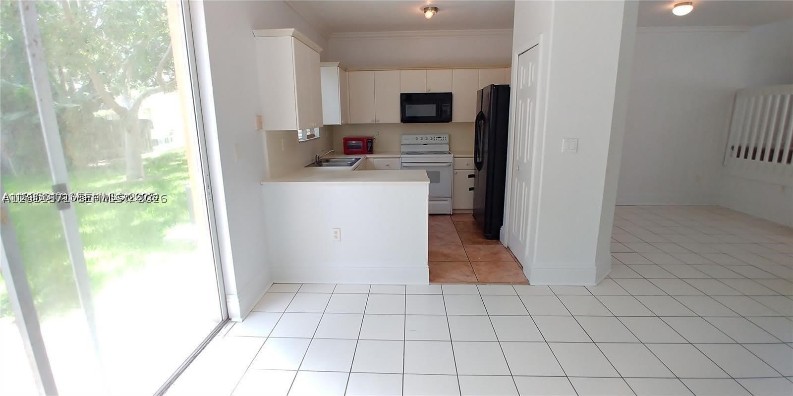 1528 SE 24th Ct – photo 5