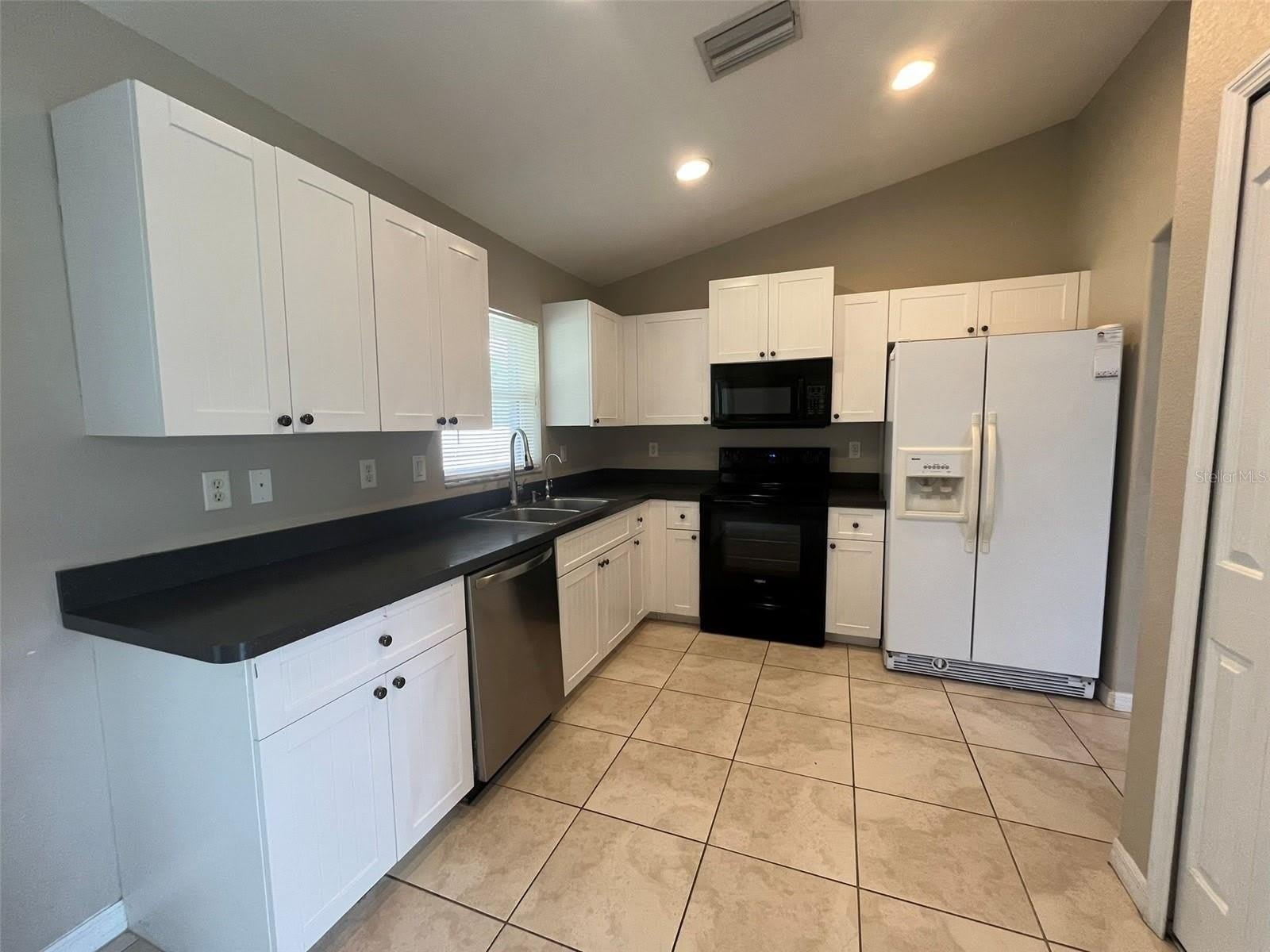 3605 CABALLERO Avenue – photo 2