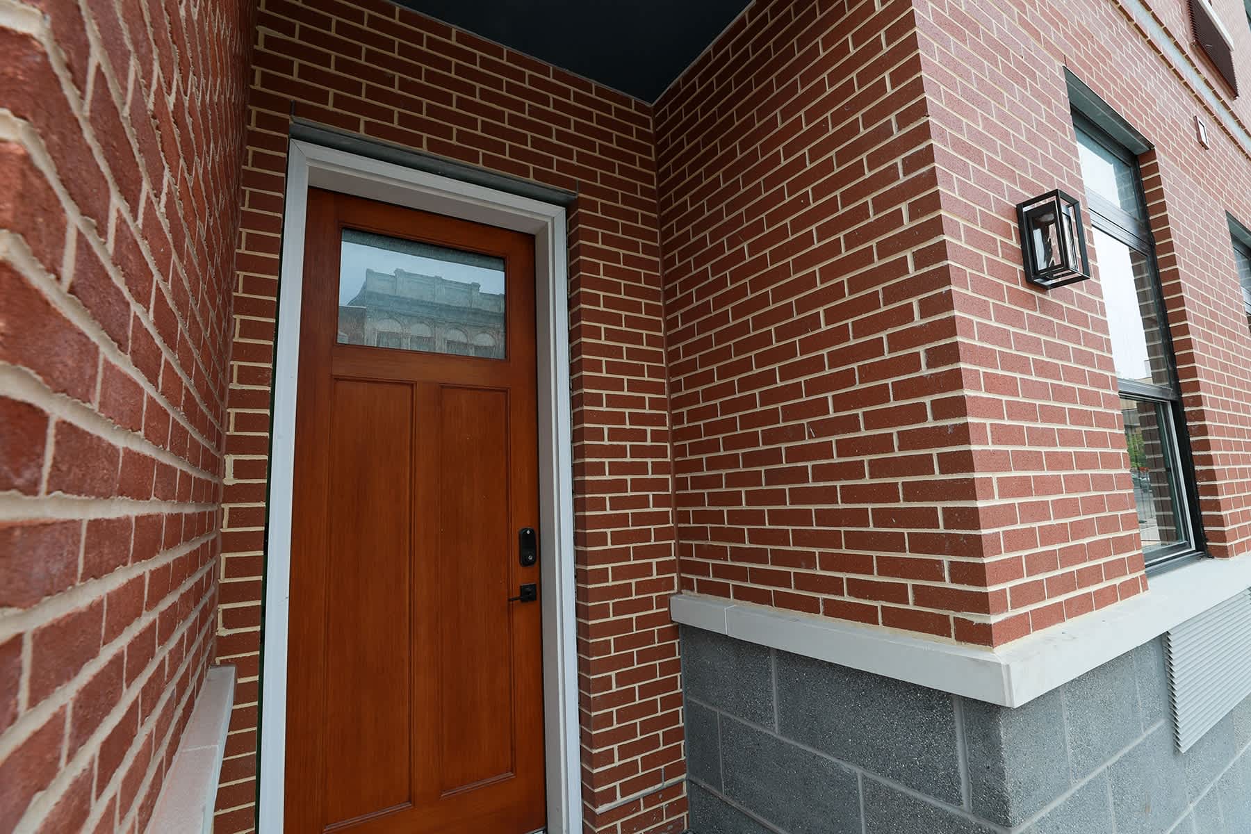 1010 Apartments – photo 2