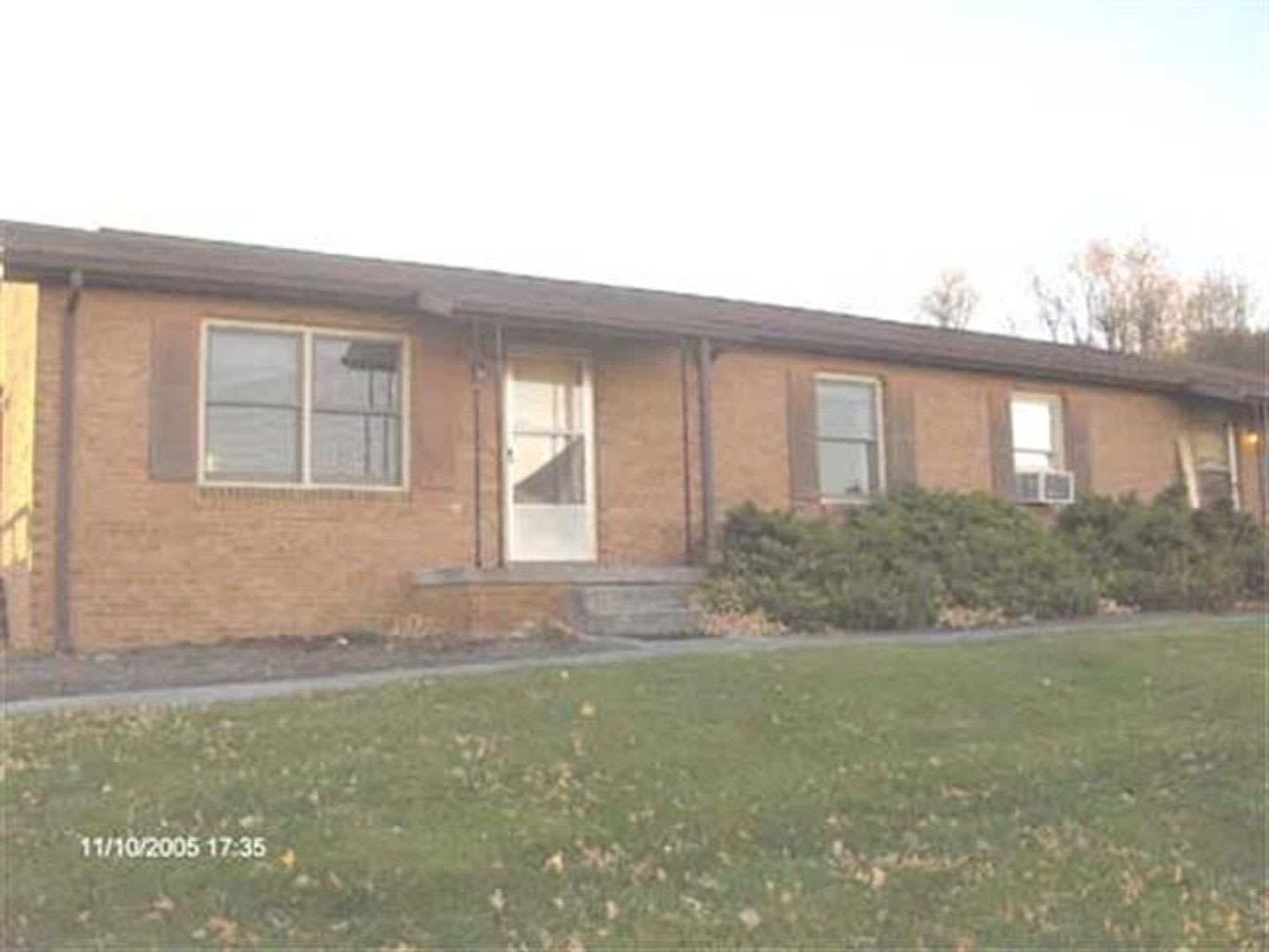 2 Bedroom 1 Bath Duplex – photo 1