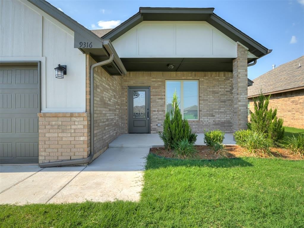 9316 Nw 143Rd Street – photo 2