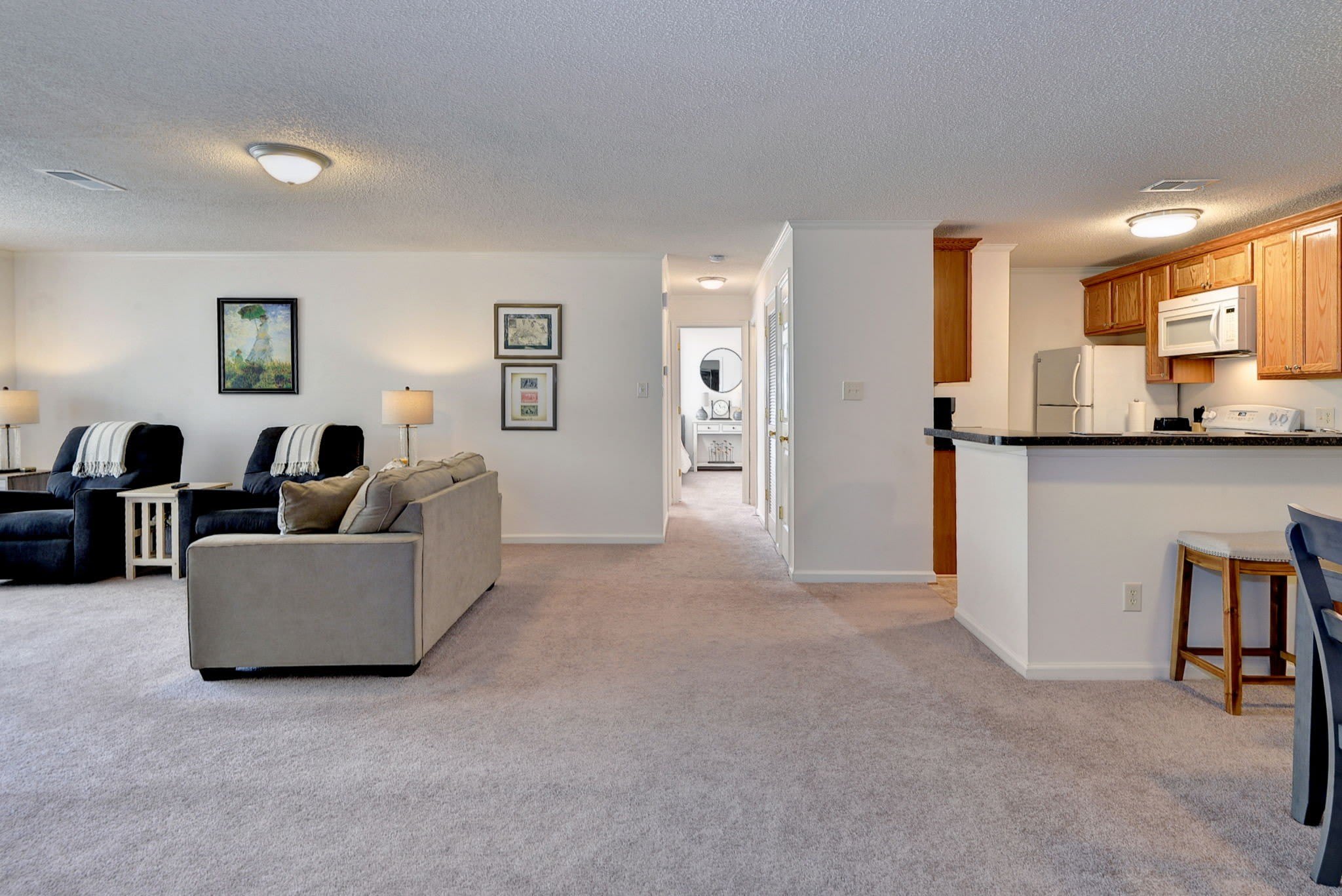 109 Stratford Dr Unit#K – photo 3