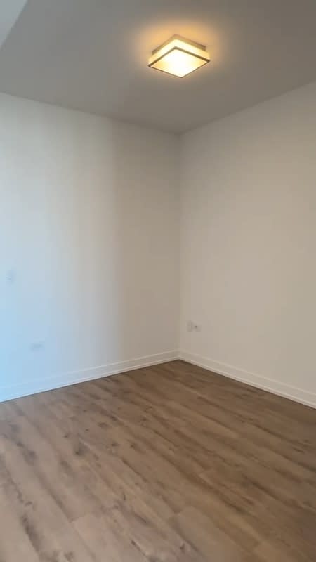 220 W Hill St – photo 4