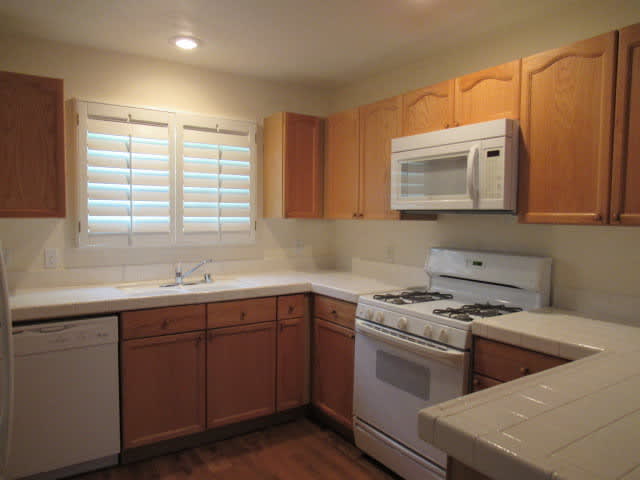 2 bed/2 bath Condo in Summerlin – photo 4