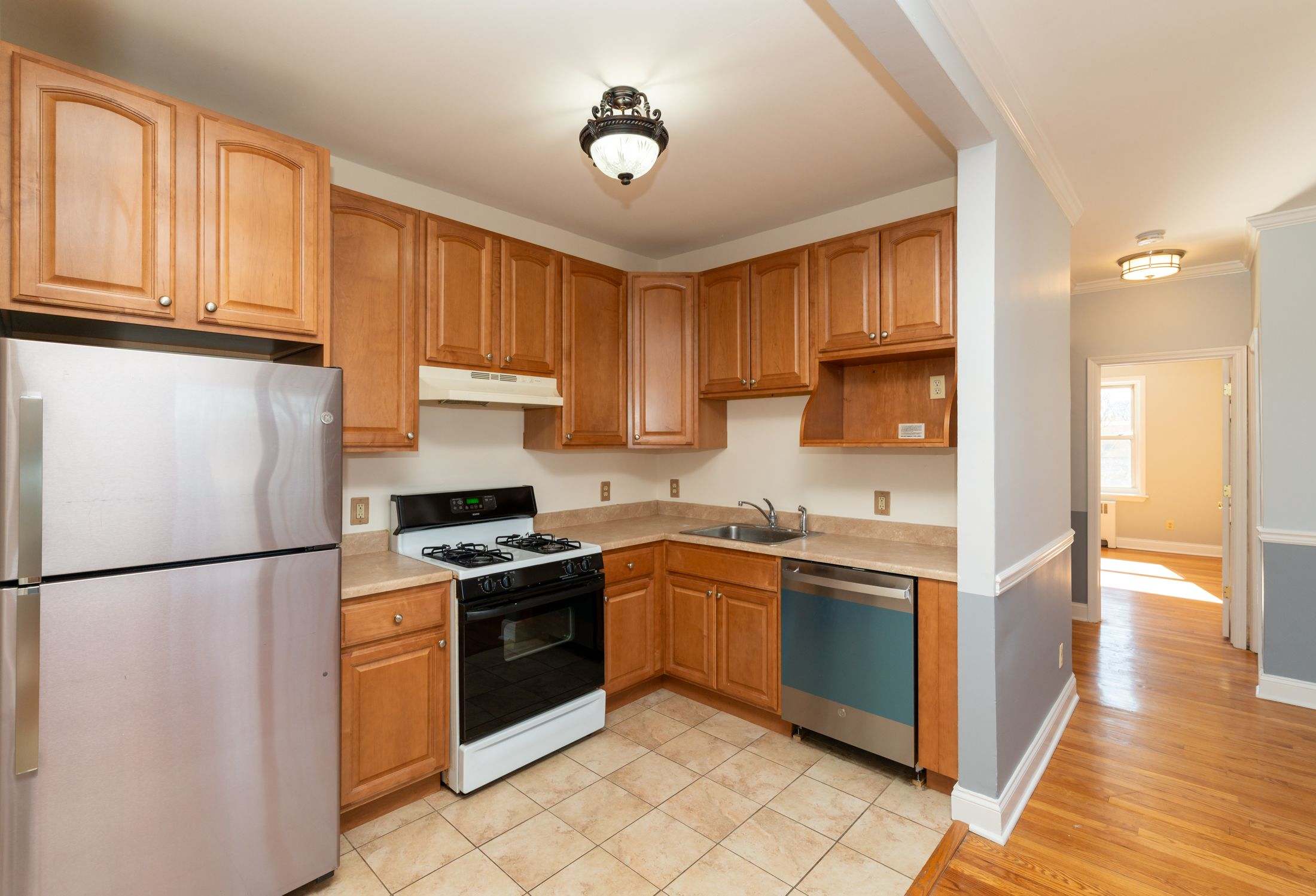 287 Bloomfield Avenue – photo 5