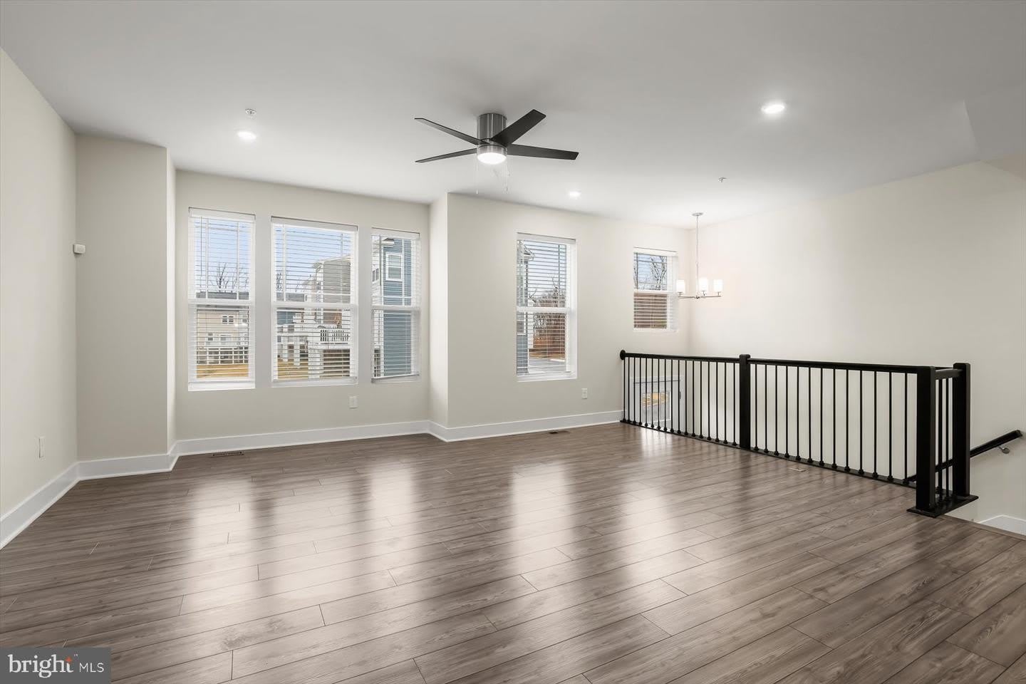 304 SWEETBAY RD – photo 5