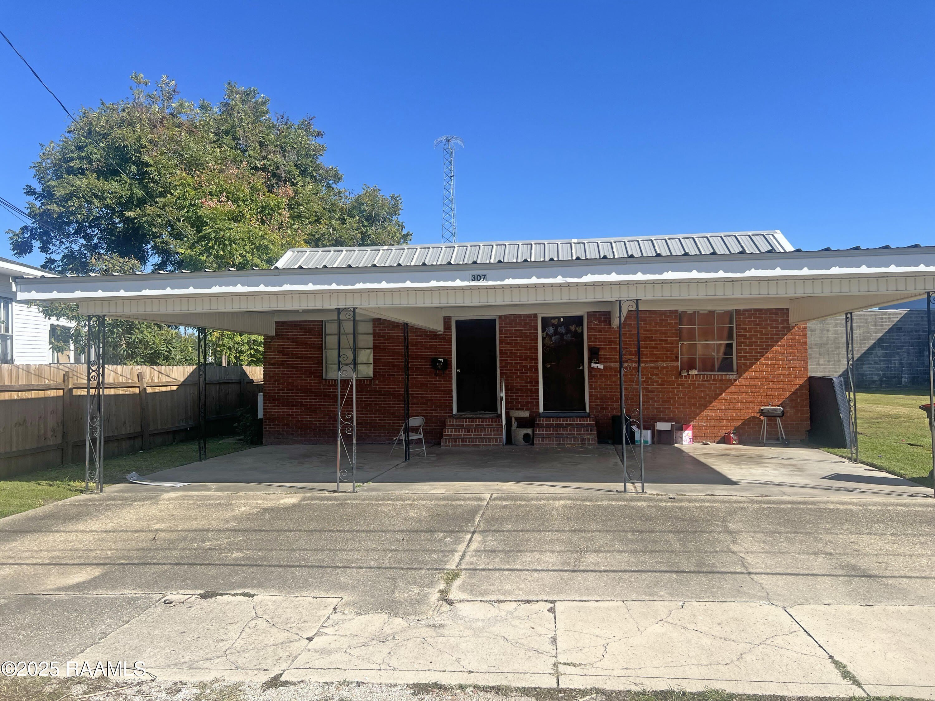 307 Monroe Street – photo 2