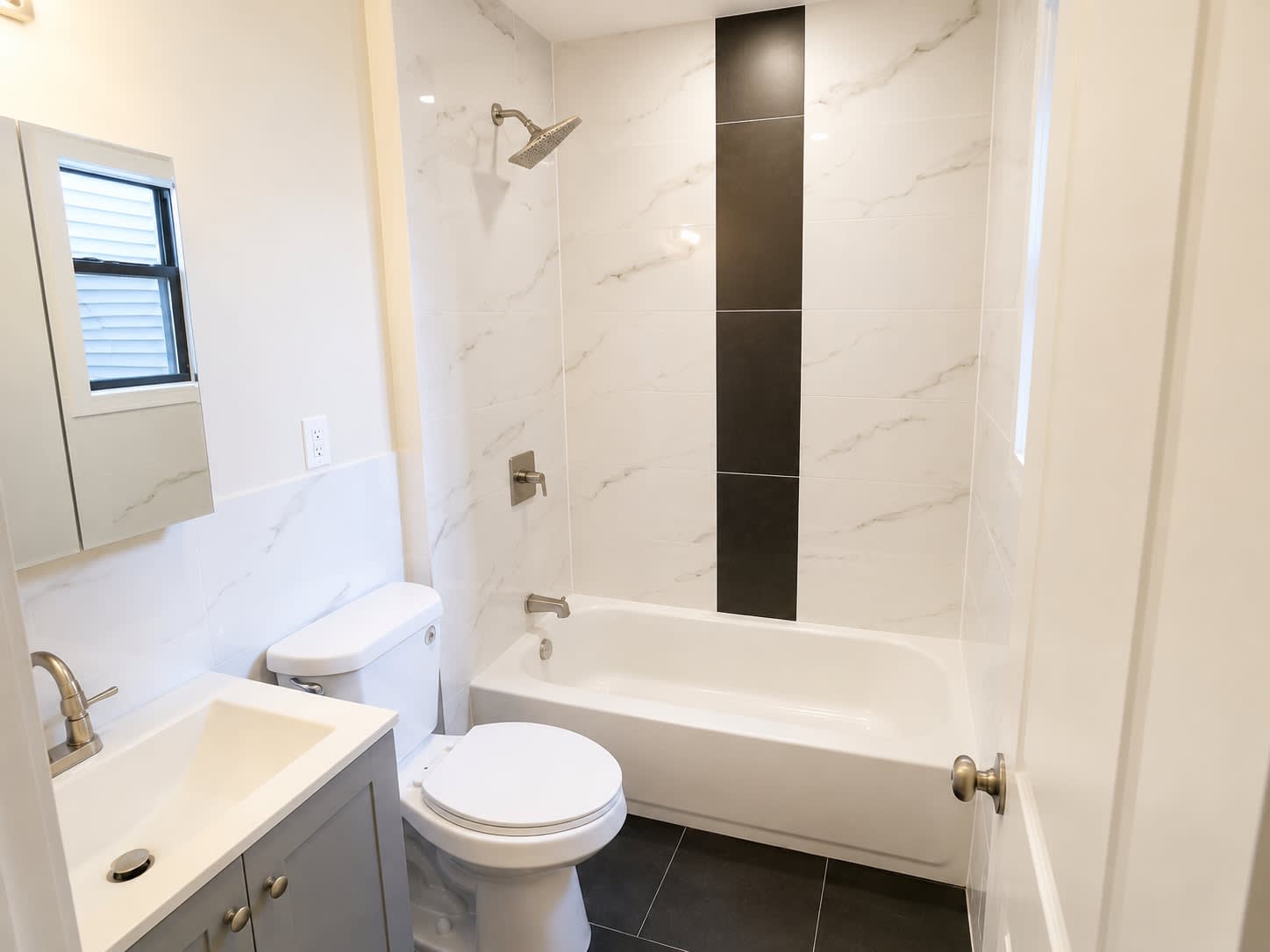 383 385 Avon Avenue – photo 2