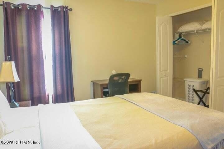 2114 FOREST GATE Drive E – photo 5