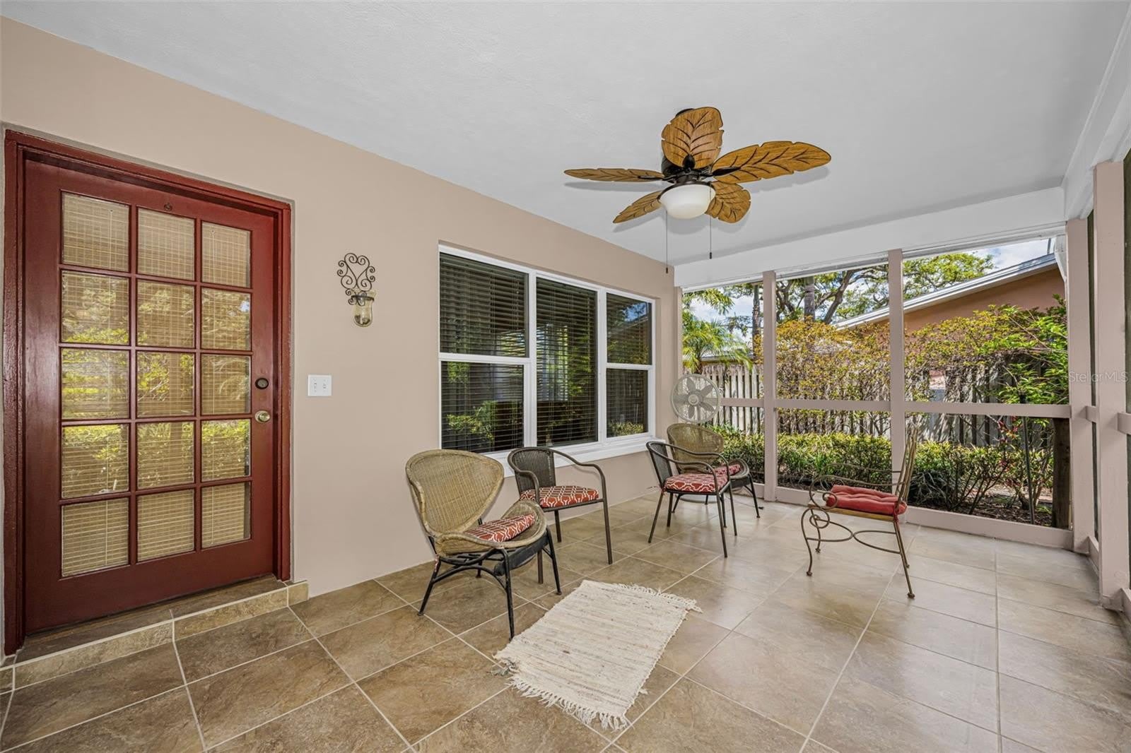 253 PARK Circle S – photo 5