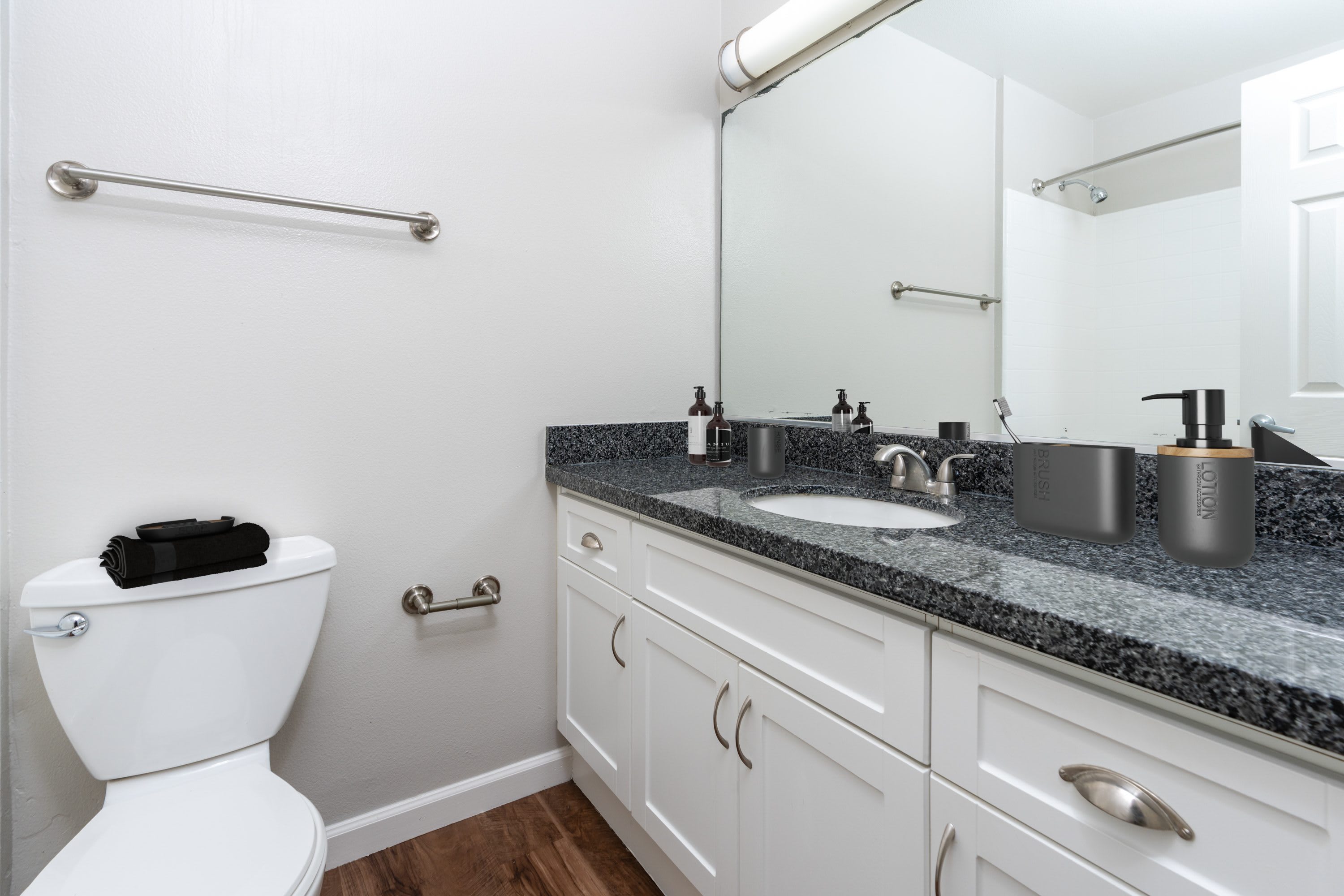 The Boulders Apartments – photo 5