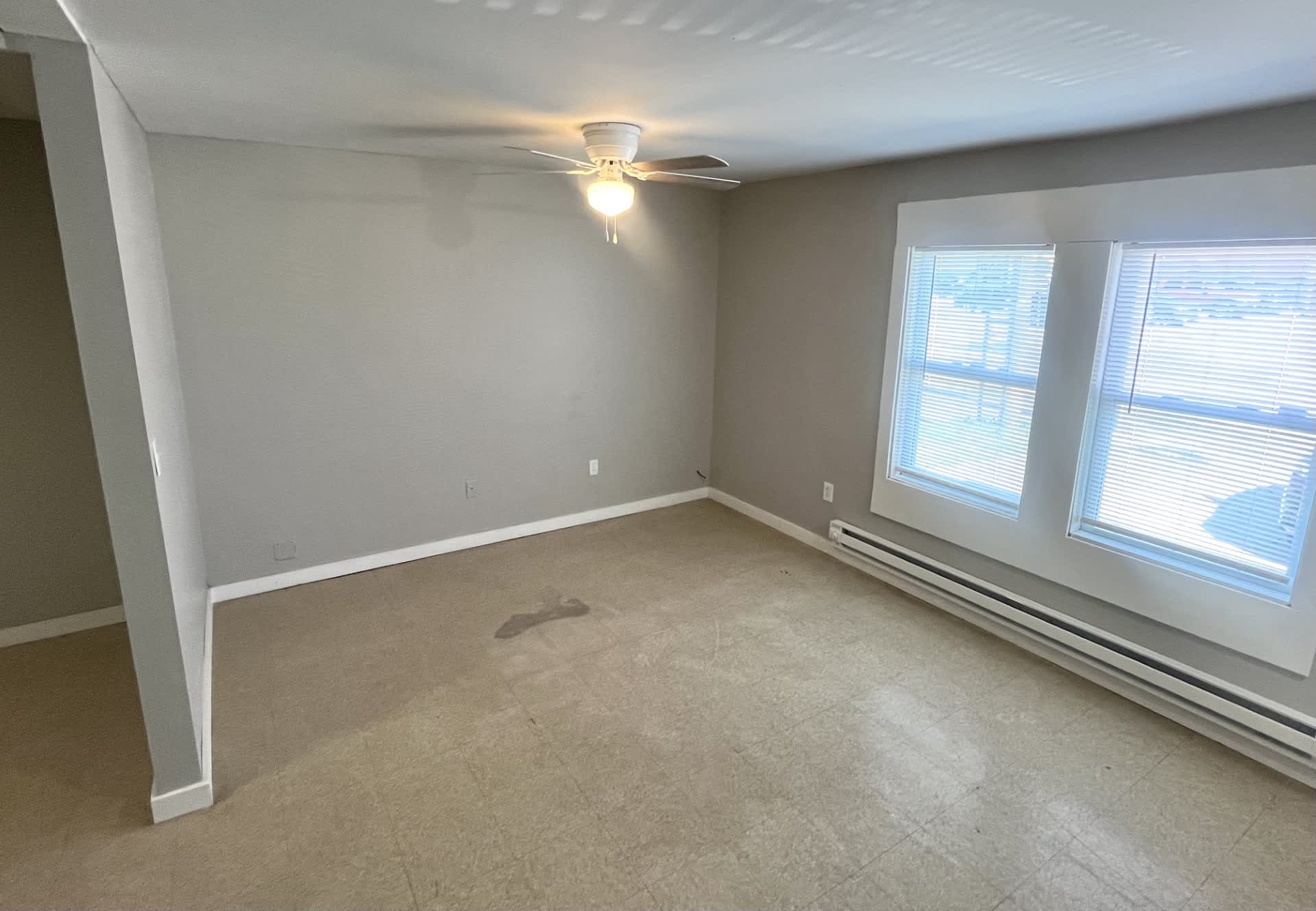 311 N West 2 – photo 3