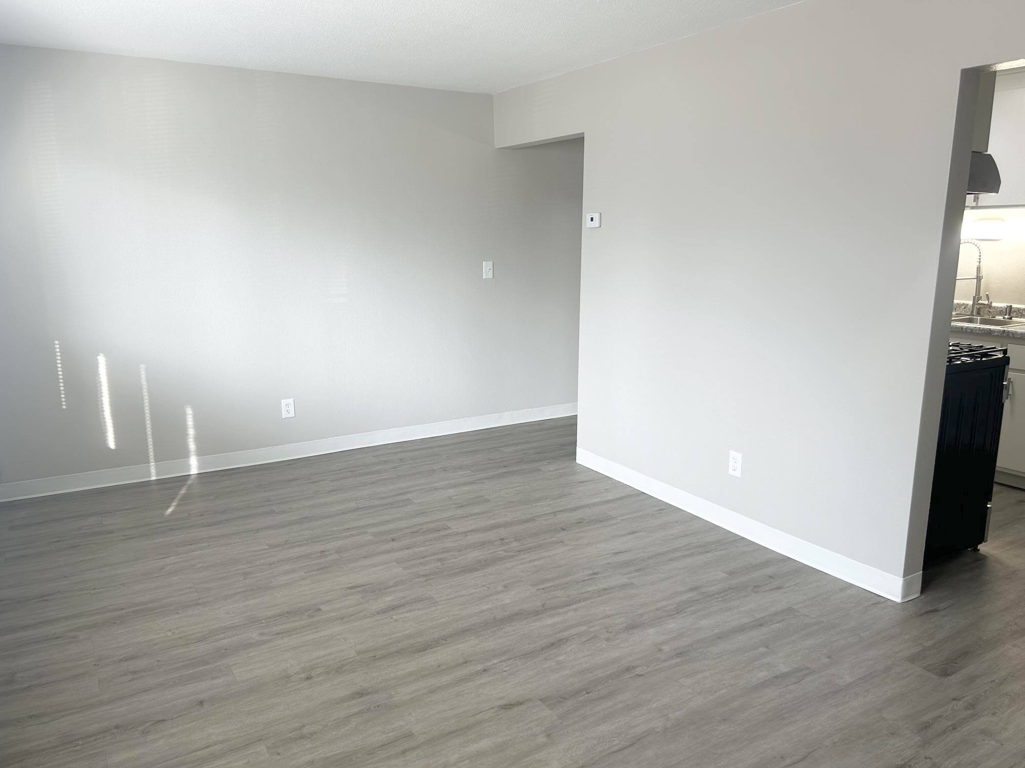 Richfield Square Apartments – photo 5