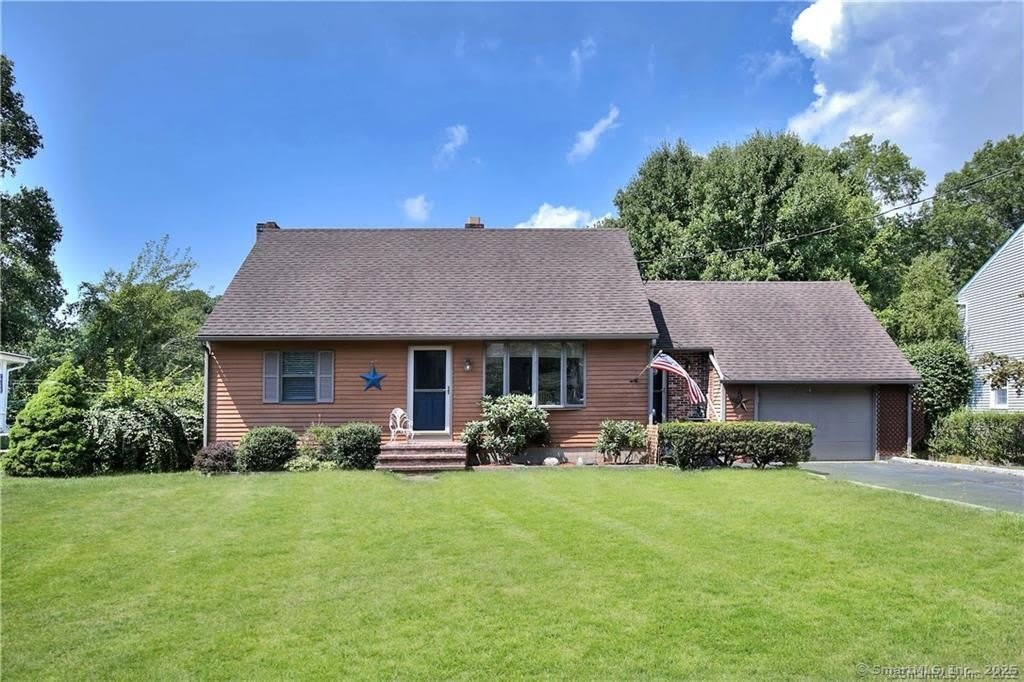 151 Sasapequan Road – photo 3