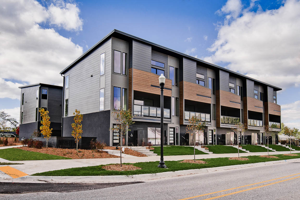 206 NW 9th St – photo 2
