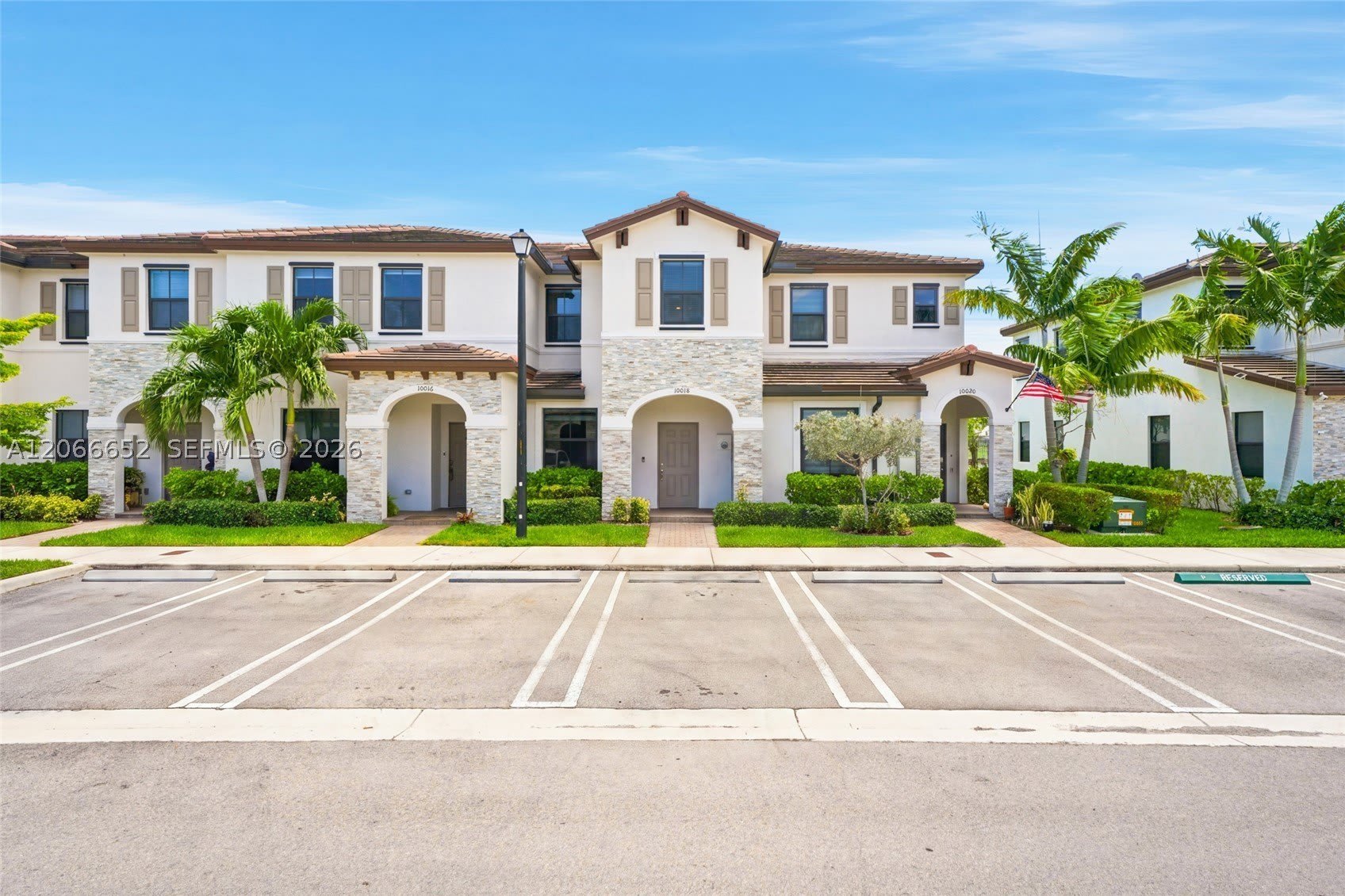10018 SW 228th Ter – photo 3