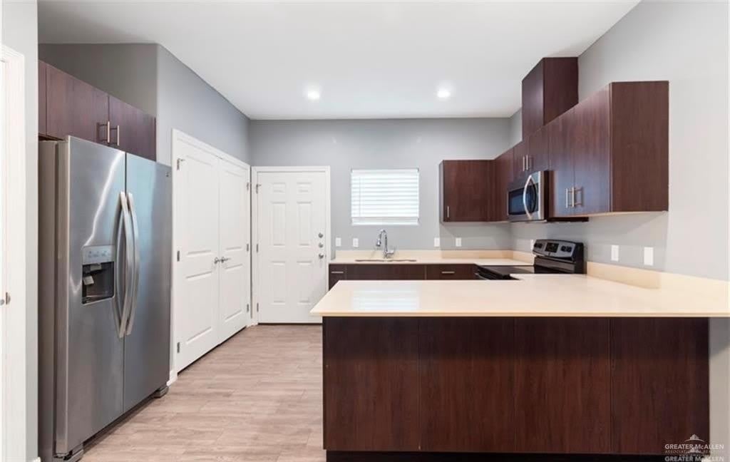 1720 W Taft Street – photo 4