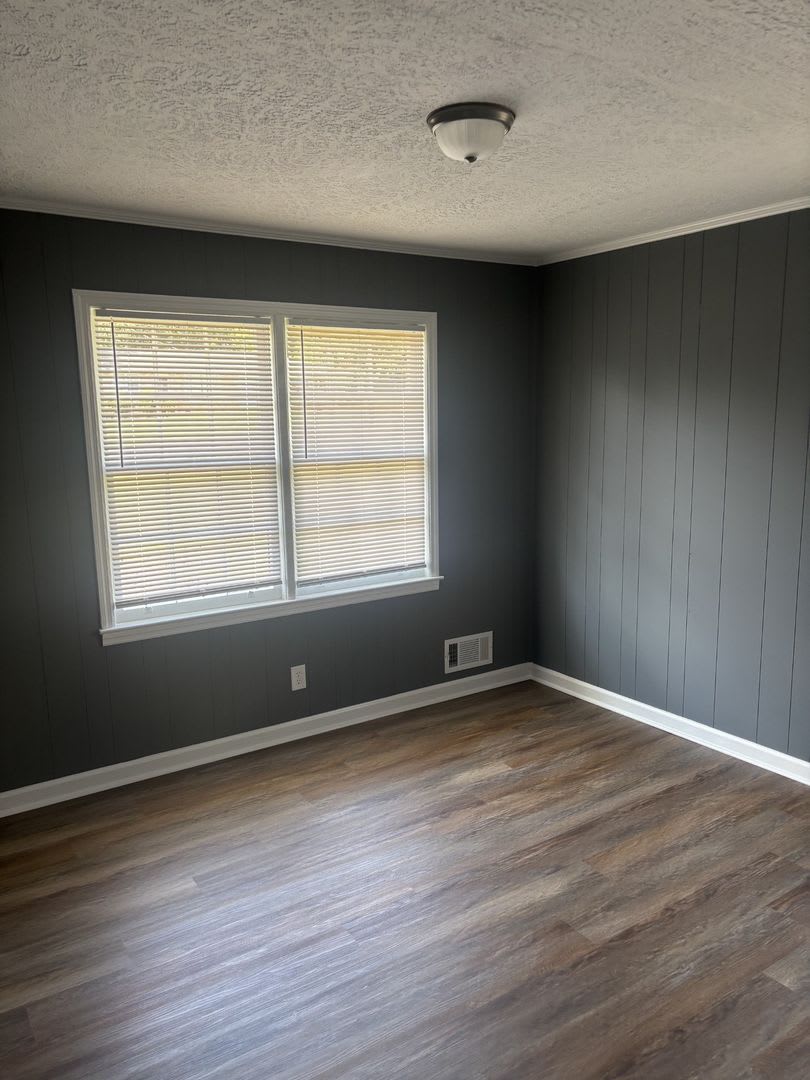 4bd 2ba All Brick Home with New Wood Floors & Large Fenced Yard – photo 3