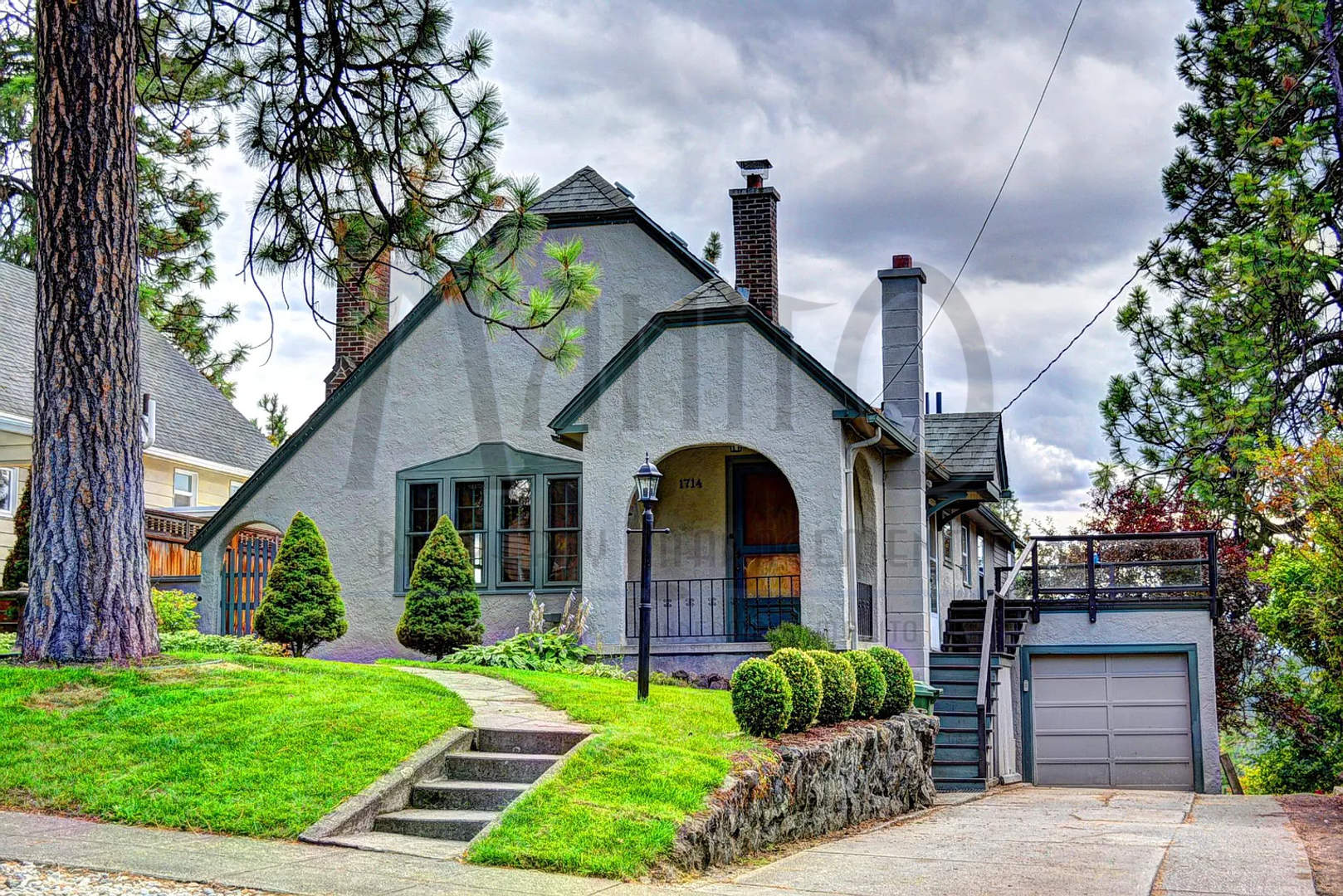 **COMING SOON** Vintage Cliff-Cannon Bungalow – photo 1