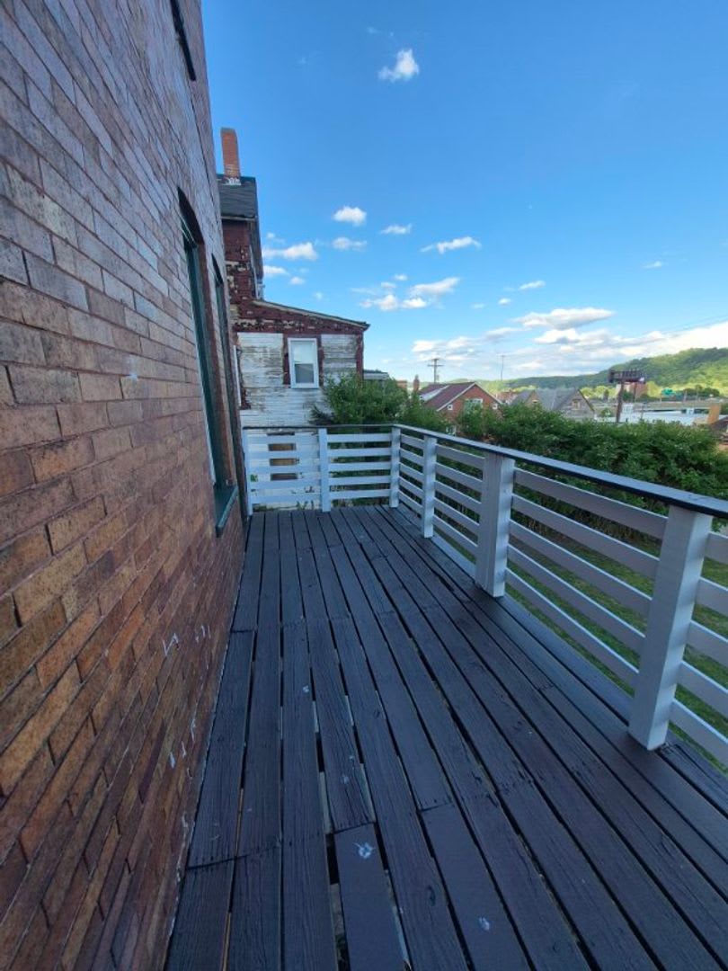 Charming 3Br Home In Tarentum Section 8 Considered – photo 2