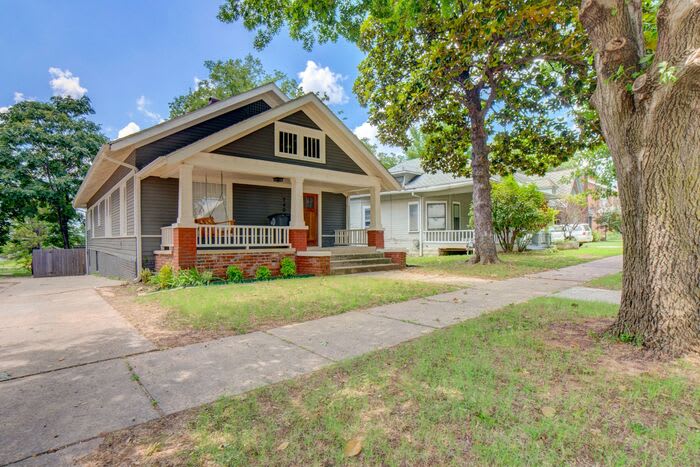 740 North Denver Avenue – photo 2