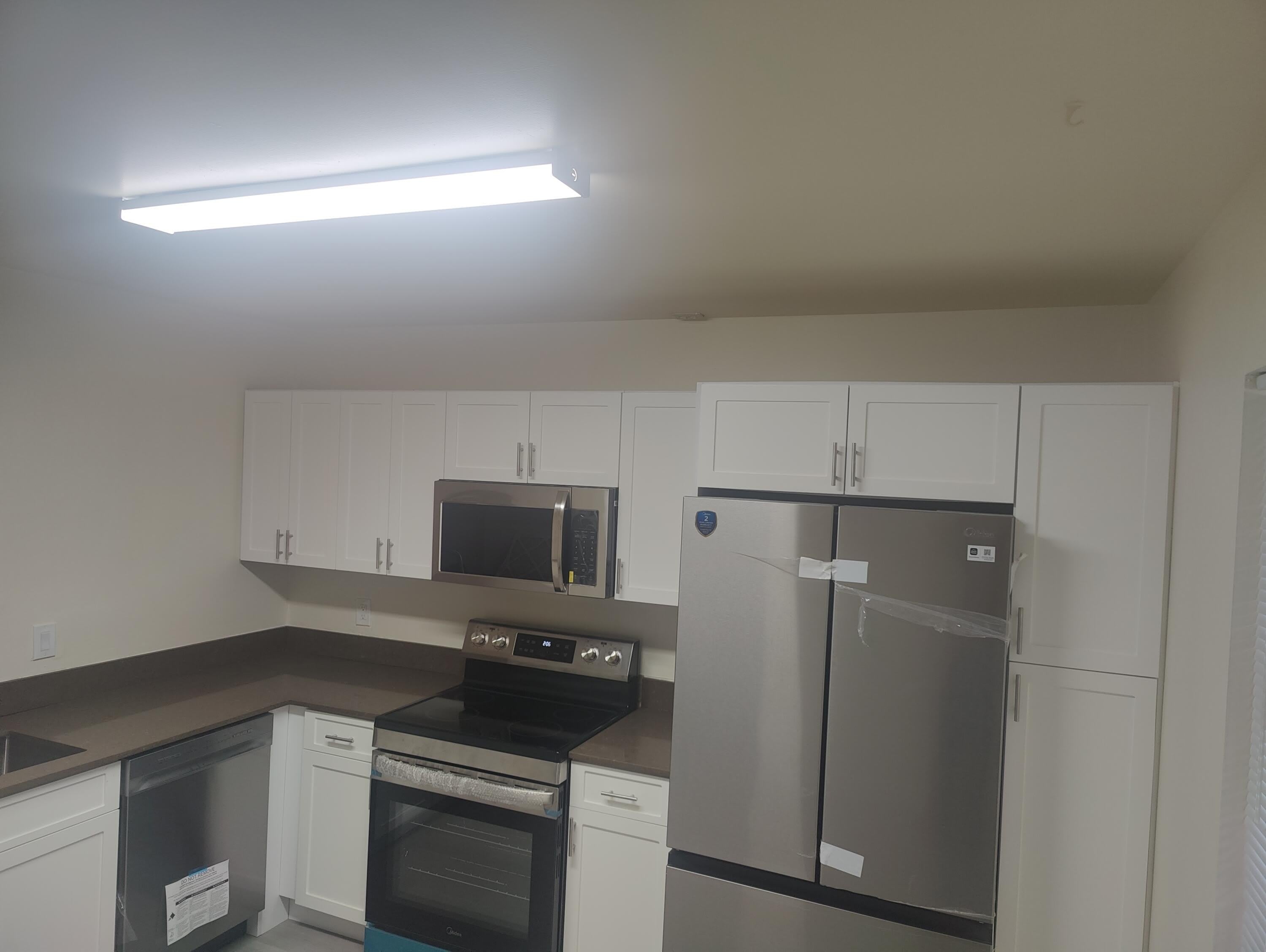 302 Lakeview Drive E – photo 1