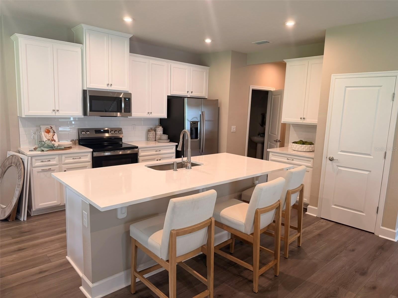 1291 Ribbon Place – photo 4