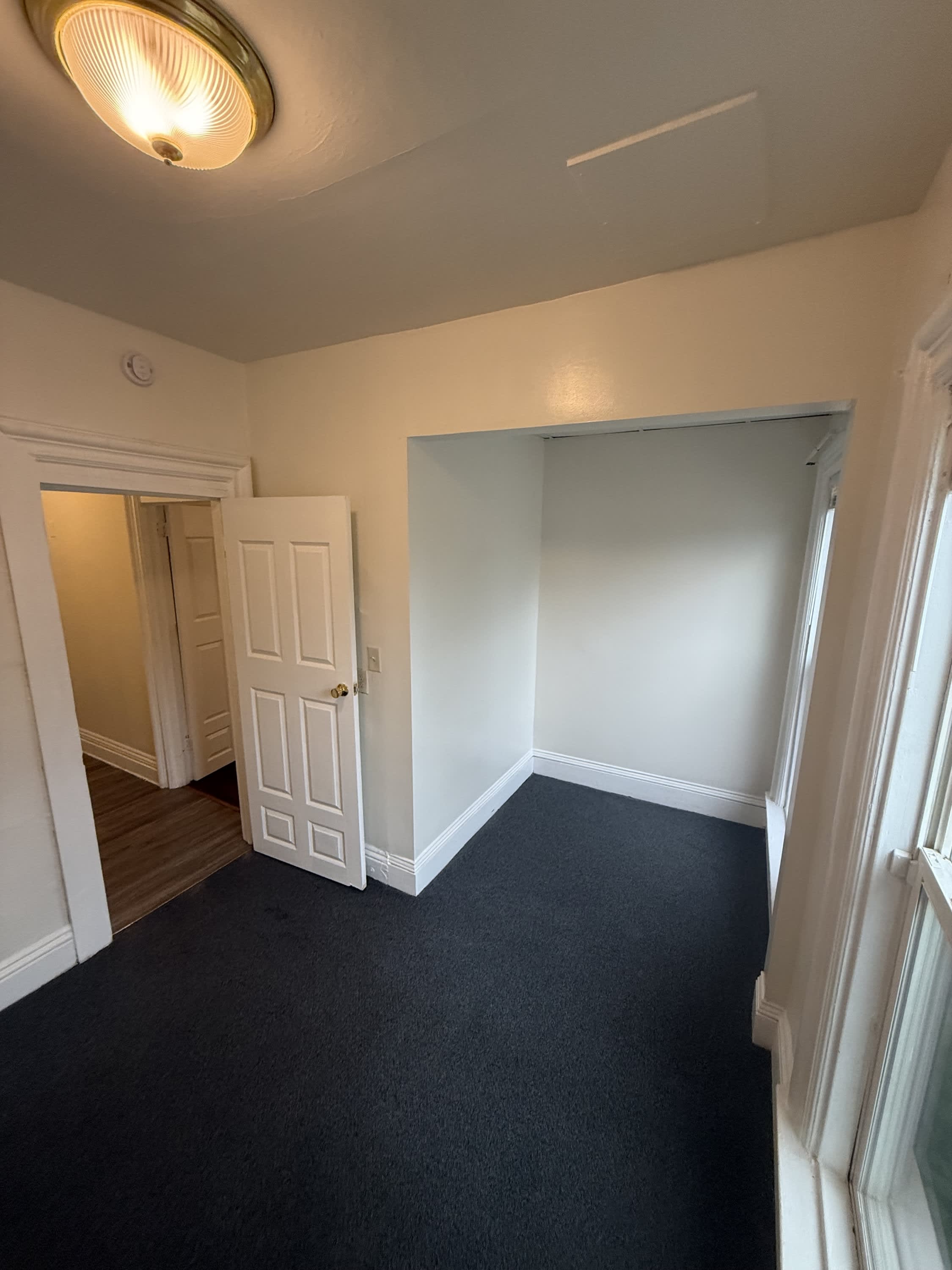 1127 Ross Ave., 2 – photo 4