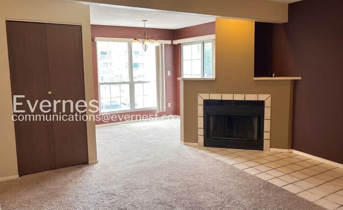 1301 University Avenue – photo 5